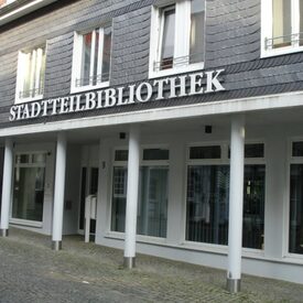 Außenansicht der Stadtteilbibliothek Lennep