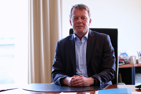 Oberbürgermeister Burkhard Mast-Weisz